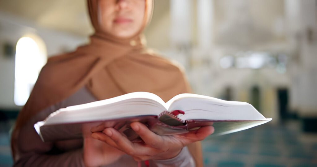 Quran Recitation Course 6 female quran teacher